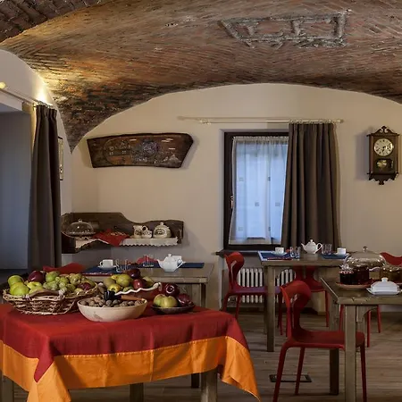 Guest house La Pietra Felice *
